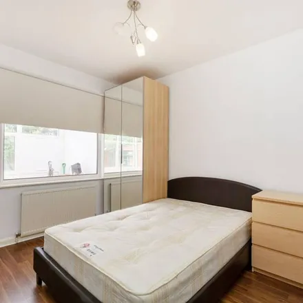 Rent this 4 bed apartment on 80 Fallsbrook Road in London, SW16 6DX