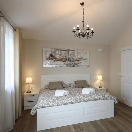 Rent this 3 bed house on 52460 Kaštel - Castelvenere