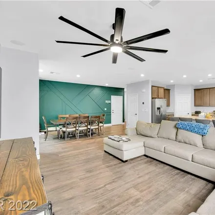 Image 8 - 4128 Free Bird Crest Avenue, North Las Vegas, NV 89081, USA - Loft for sale