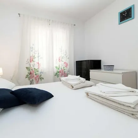 Rent this 3 bed apartment on Grižane in 51244 Grižane-Belgrad, Croatia