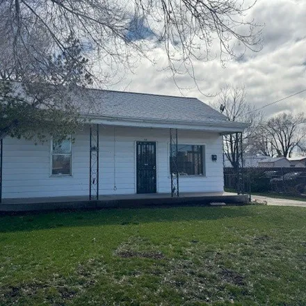 Buy this 3 bed house on LA Smoke Shop in 500 North, Tooele