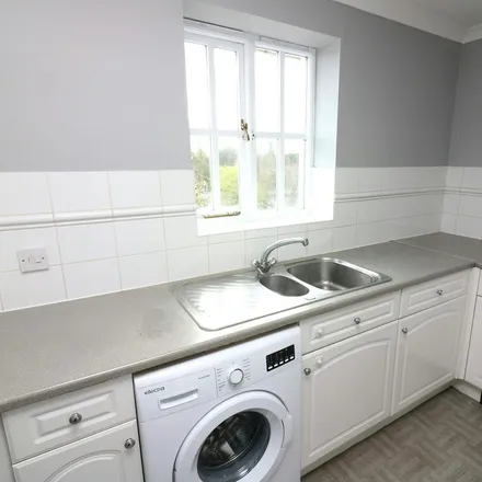 Image 3 - unnamed road, Digswell, AL6 9FE, United Kingdom - Apartment for rent