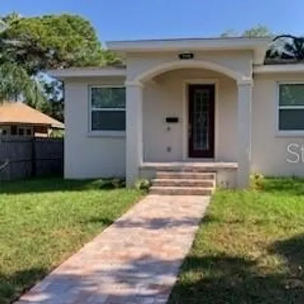Rent this 3 bed house on 779 40th Avenue South in Saint Petersburg, FL 33705