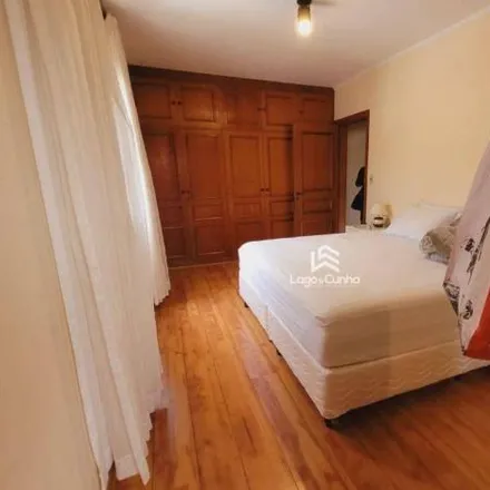 Buy this 3 bed apartment on Rua Doutor Francisco Faria Lobato in Centro, Poços de Caldas - MG