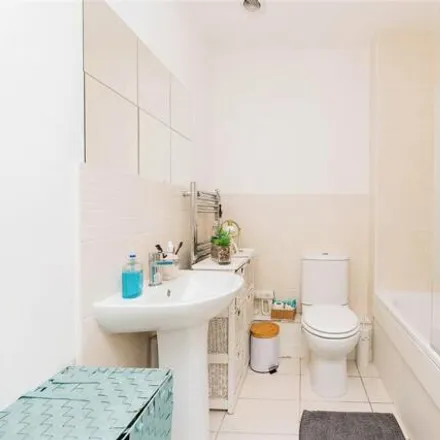 Image 5 - Ashbourne House, Fishponds Road, Bristol, BS5 6SH, United Kingdom - Apartment for sale