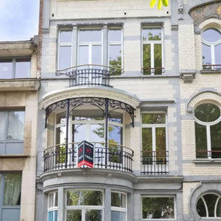 Rent this 2 bed apartment on Avenue Winston Churchill - Winston Churchilllaan 31 in 1180 Uccle - Ukkel, Belgium