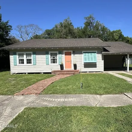 Buy this 3 bed house on 246 Avenue Lake in Abbeville, LA 70510