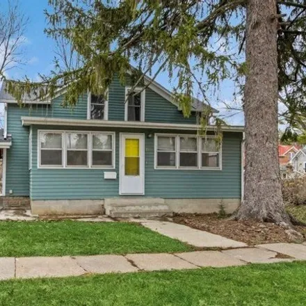 Buy this 3 bed house on Bella Vista Place in Iowa City, IA 52245
