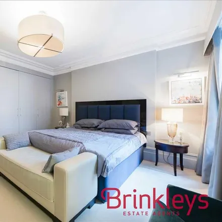 Image 7 - 42 Upper Brook Street, London, W1K 2BW, United Kingdom - Apartment for rent