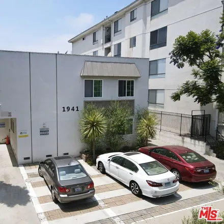 Buy this studio townhouse on 1941 Malcolm Avenue in Los Angeles, CA 90025