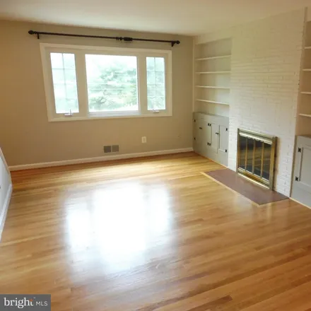 Image 4 - 1901 Forest Dale Drive, Hillandale, Montgomery County, MD 20903, USA - House for rent