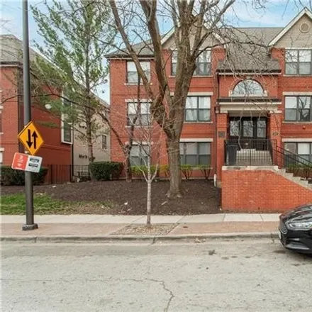 Buy this 1 bed condo on 435 West 9th Street in Kansas City, MO 64105