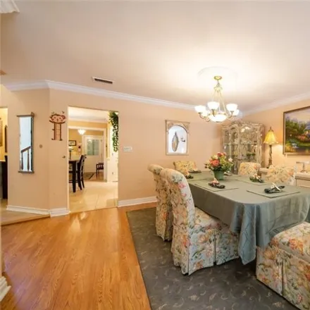 Image 2 - 11 Pond View Ct Unit 11, Jericho, New York, 11753 - Townhouse for sale