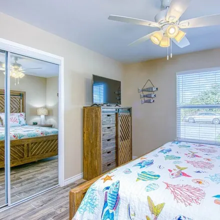 Rent this 2 bed house on Aransas Pass in TX, 78336