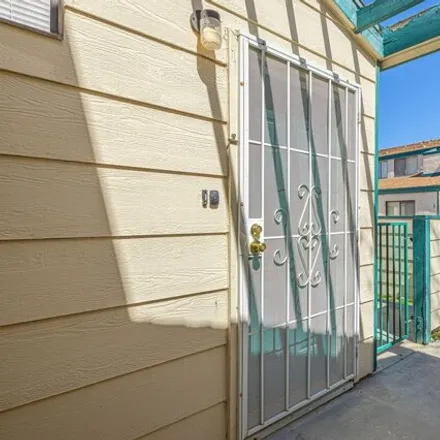 Image 7 - 44505 16th Street East, Lancaster, CA 93535, USA - Condo for sale