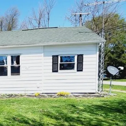 Buy this 3 bed house on 198 North Washington Street in North Manchester, Wabash County