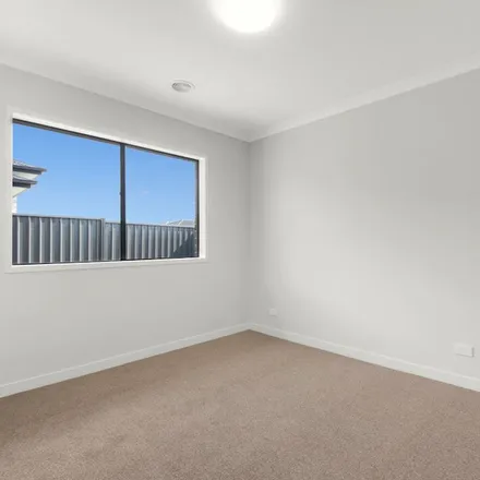 Image 2 - Palmers Road, Truganina VIC 3029, Australia - Apartment for rent