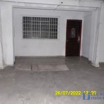 Rent this 2 bed house on Travessa Aimberê in Vila Curuçá, Santo André - SP