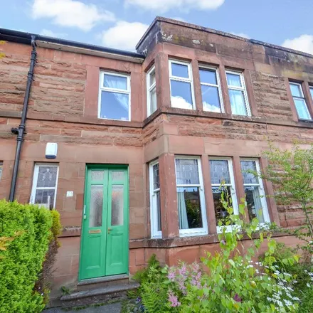 Rent this 3 bed townhouse on Vennard Gardens in Glasgow, G41 2BL