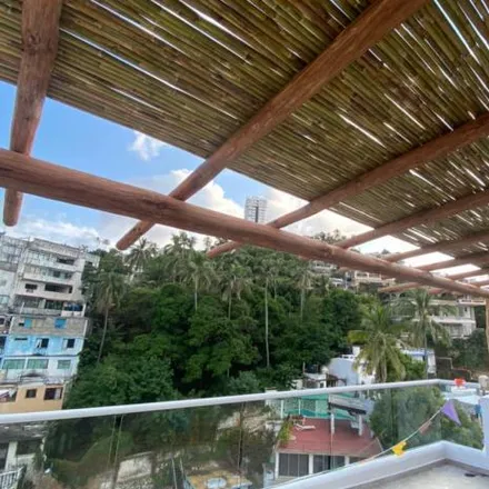 Buy this 3 bed apartment on Calle Primera del Patal in Barrio La Pinzona, 39300 Acapulco
