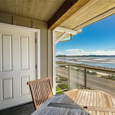 Buy this 2 bed condo on Birch Bay Drive in Birch Bay, Whatcom County