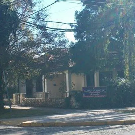 Buy this 5 bed house on Tomás Godoy Cruz 2 in Partido de Lomas de Zamora, 1828 Banfield