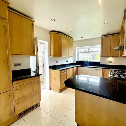 Image 4 - 23 Sudbury Court Drive, London, HA1 3TA, United Kingdom - House for rent