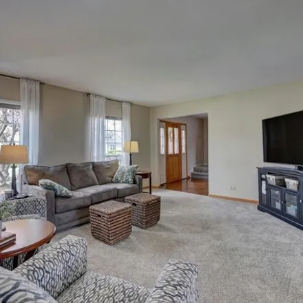Image 8 - 441 Tebay Place, Schaumburg, IL 60194, USA - House for sale