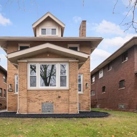 Buy this 5 bed house on 7234 South Paxton Avenue in Chicago, IL 60617
