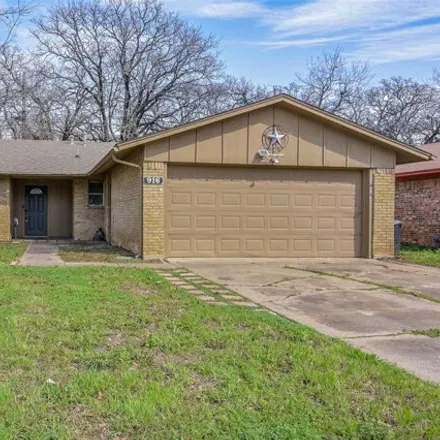 Buy this 3 bed house on 998 Shere Lane in Irving, TX 75060