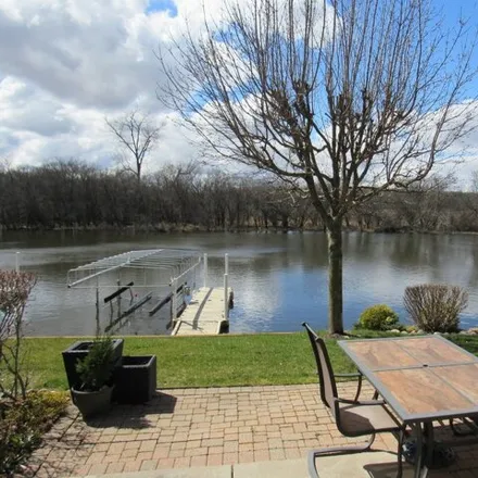 Image 2 - 781 West IL Route 173, Lake Catherine, Antioch, IL 60002, USA - House for sale