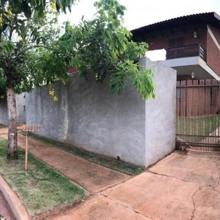 Buy this 6 bed house on Rua Colina Verde in Palhano, Londrina - PR