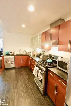 Image 5 - 243 Starr Street, New York, NY 11237, USA - Townhouse for sale