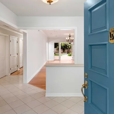 Image 3 - 613 North Roxbury Drive, Beverly Hills, CA 90210, USA - House for sale