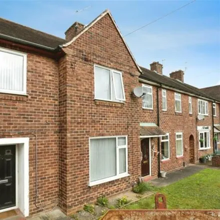Buy this 3 bed townhouse on 5 Salop Grove in Newcastle-under-Lyme, ST5 3EB