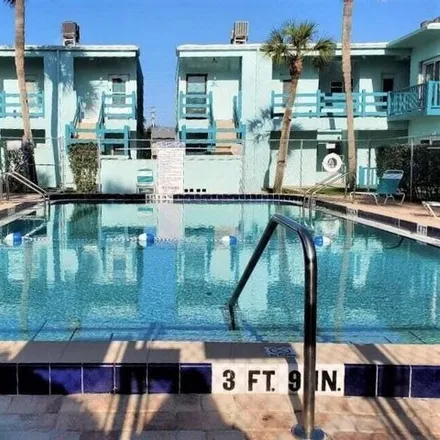 Image 2 - Ocean Park South, Pool, Magnolia Avenue, Cape Canaveral, FL 32920, USA - Condo for sale