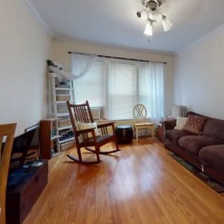 Rent this 2 bed apartment on #1e,7644 North Greenview Avenue in East Rogers Park, Chicago