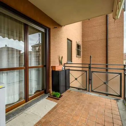 Image 5 - Via Remo La Valle, 20147 Milan MI, Italy - Apartment for rent