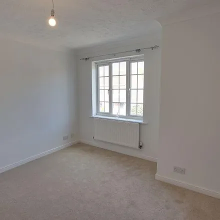 Image 6 - Cornbrash Rise, Trowbridge, BA14 7TS, United Kingdom - Duplex for rent