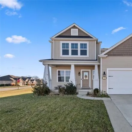 Rent this 4 bed house on 40 Birch Brook Court in O’Fallon, MO 63366