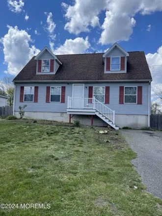 Buy this 4 bed house on 85 South Main Street in South Toms River, NJ 08757