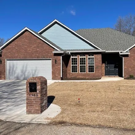 Buy this 4 bed house on 4908 Lost Cove Road in Grove, OK 74344