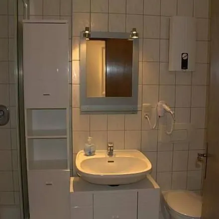 Image 2 - Schalkenmehren, Rhineland-Palatinate, Germany - Apartment for rent