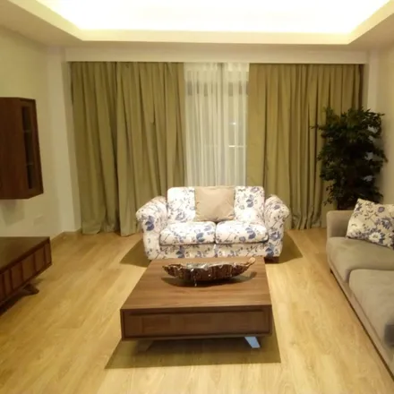 Buy this 4 bed apartment on Olenguruone Road in Nairobi, 54102