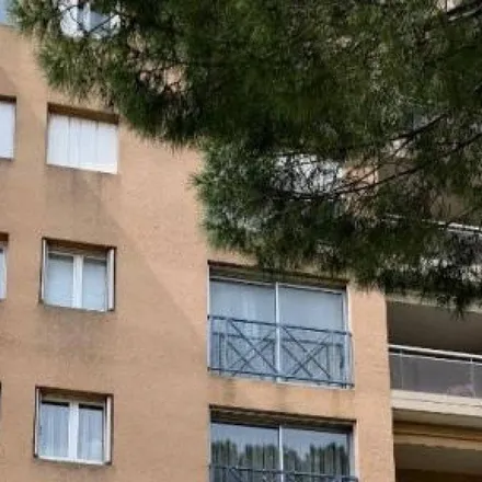 Rent this 2 bed apartment on 44 Rue liandier in 13008 Marseille, France