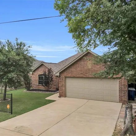 Image 4 - 311 W 5th St, Kennedale, Texas, 76060 - House for sale