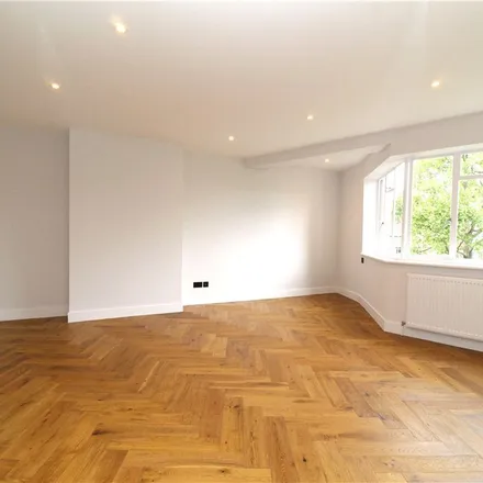 Rent this 3 bed apartment on 12-15 Hanger Green in London, W5 3ER