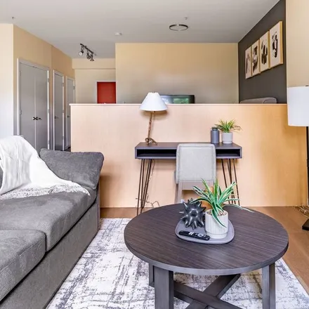 Rent this studio apartment on Everett in WA, 98201