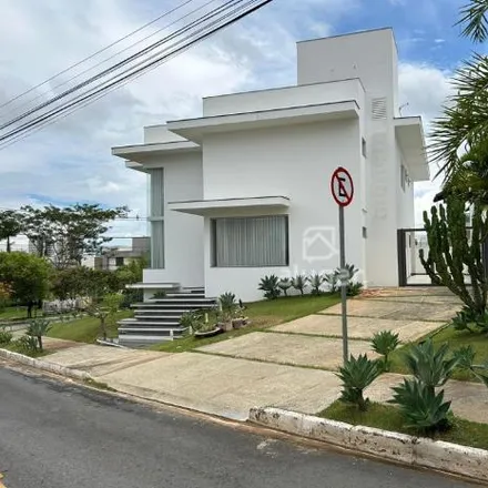 Rent this 3 bed house on Condomínio Portal das Acácias in Avenida L, Ibituruna