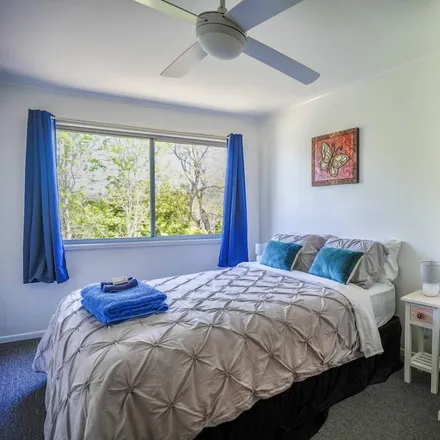 Rent this 2 bed apartment on Tamborine Mountain QLD 4272